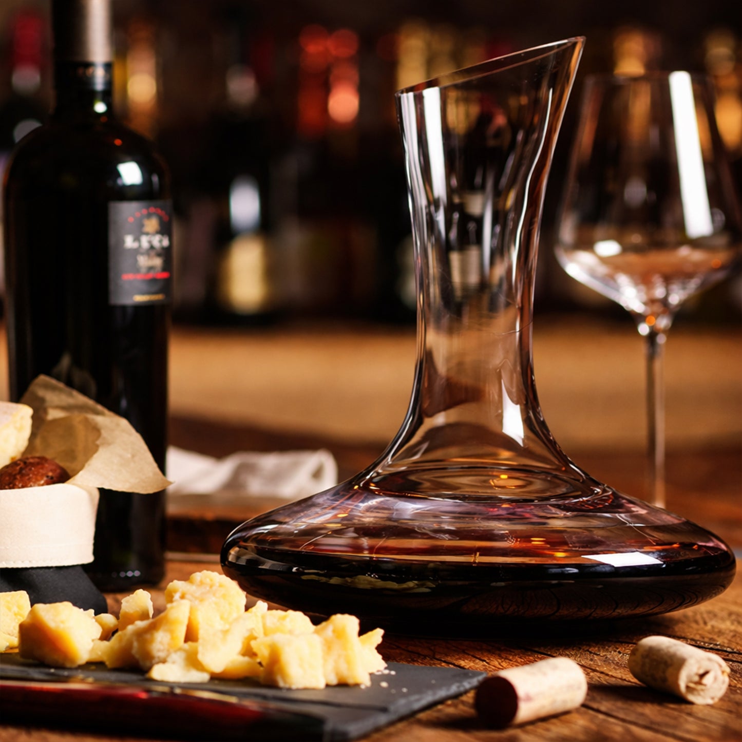 Le Chateau Wine Decanter - 100% Hand Blown Lead-free Crystal Glass