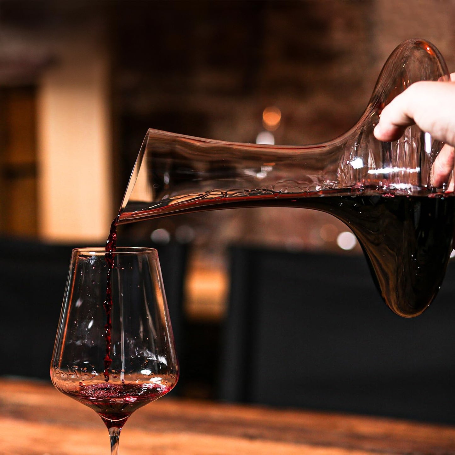 Le Chateau Wine Decanter - 100% Hand Blown Lead-free Crystal Glass